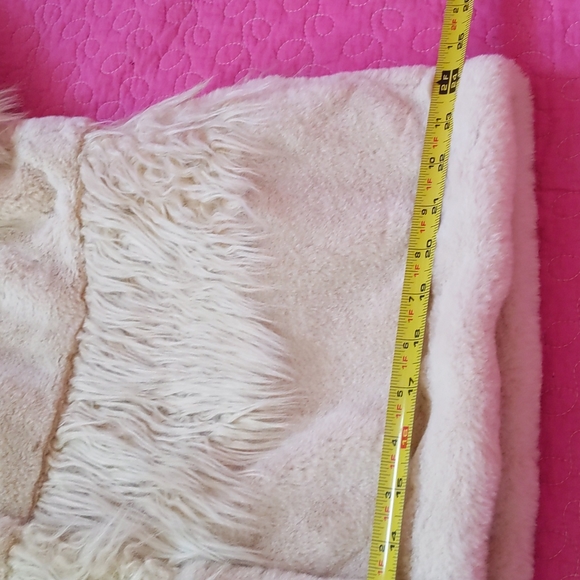 BCBGeneration FUN Faux Fur Jacket XL EUC - Picture 8 of 13